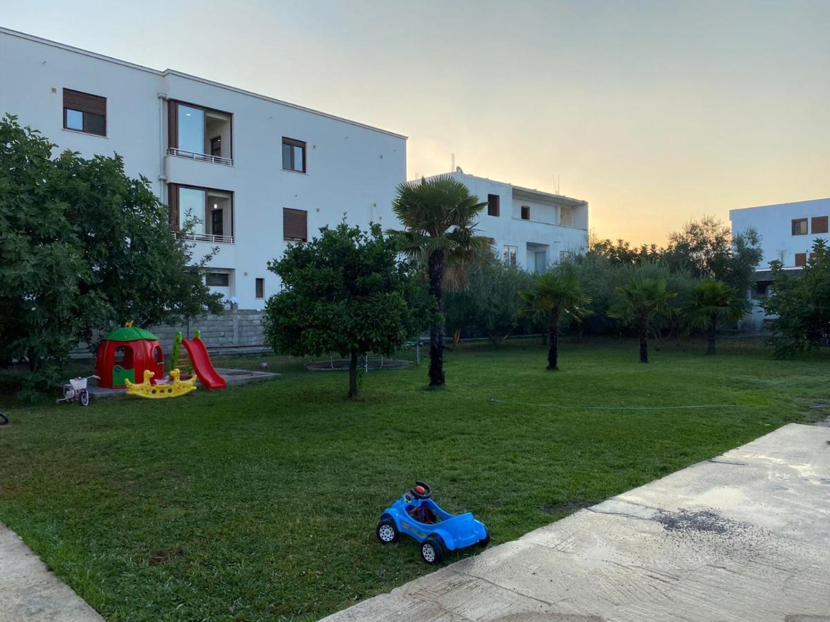 Vila Kollari Ulcinj Luaran gambar
